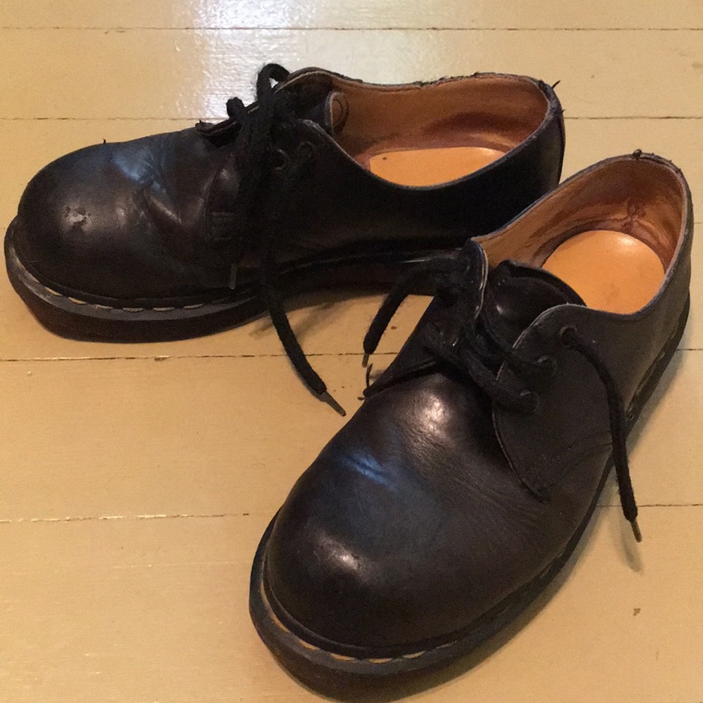 Dr. Martens | vintage steel toe low tops